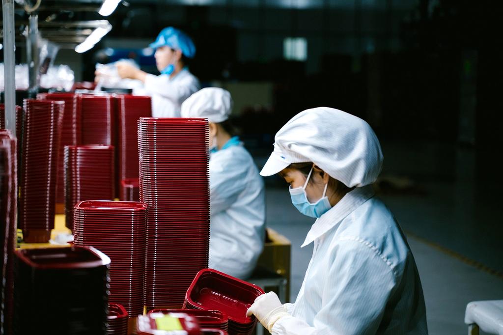 Electronics production line with vision system